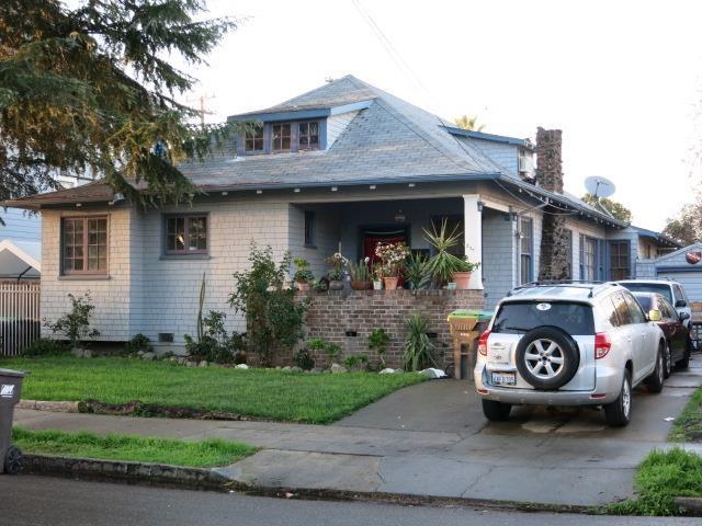 237 Acacia Street - Photo 1