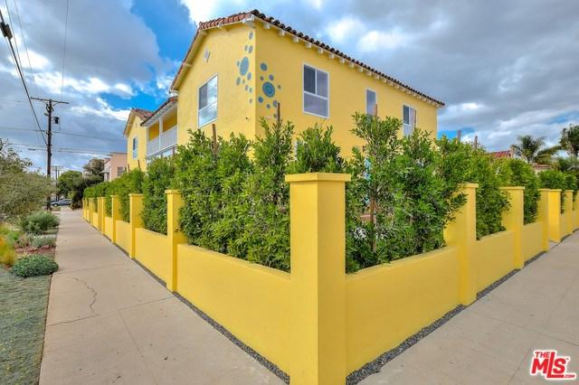 7455 Oakwood Ave - Photo 1