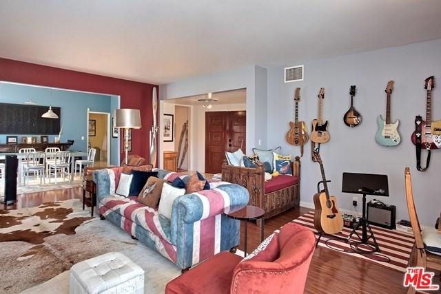 1209 Amherst Avenue - Photo 1