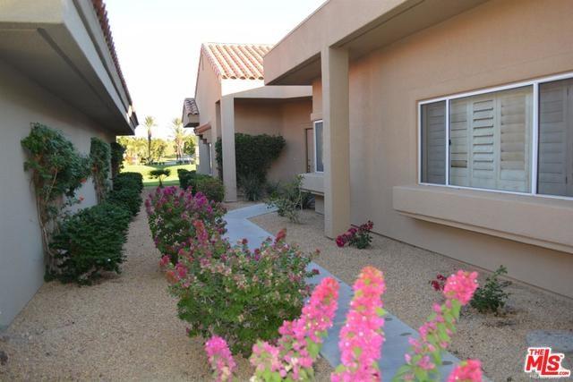 44 La Costa Drive - Photo 1