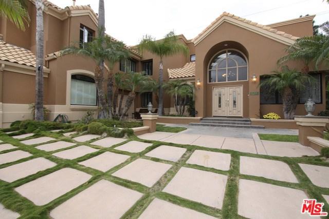 3741 Rolling Green Lane - Photo 1