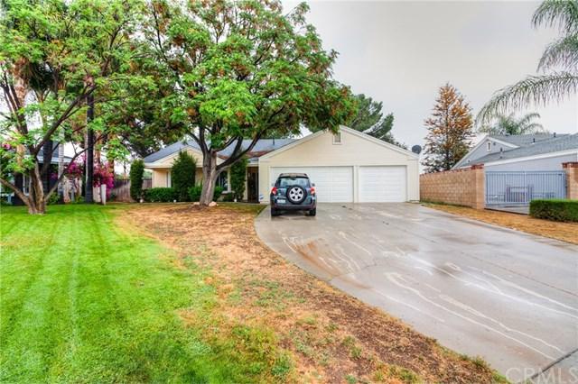 24868 Chippendale Street - Photo 1
