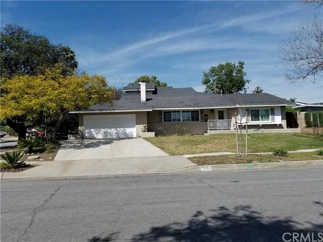 1383 Cedarview Drive - Photo 1
