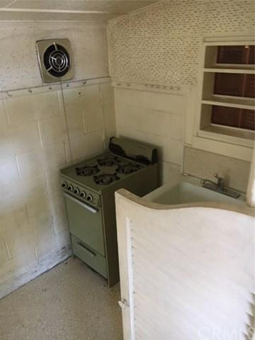1215 Isabel Street - Photo 1