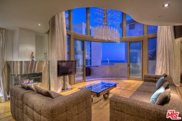 1719 Ocean Front Walk - Photo 1