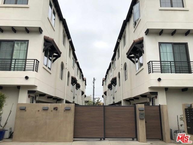 5936 Luna - Photo 1