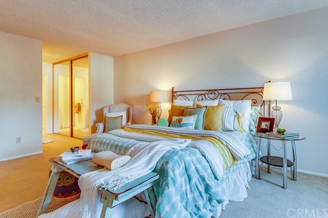 7320 Park Ridge Boulevard - Photo 1