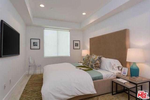 118 Kenwood Street - Photo 1