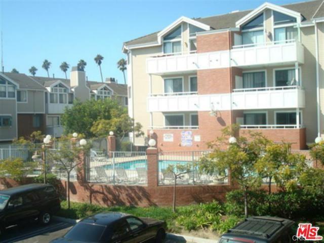 895 B Street - Photo 1