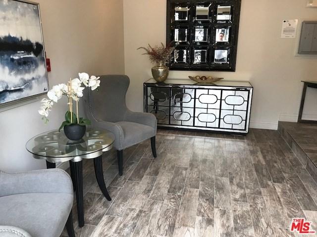 11952 Montana Avenue - Photo 1