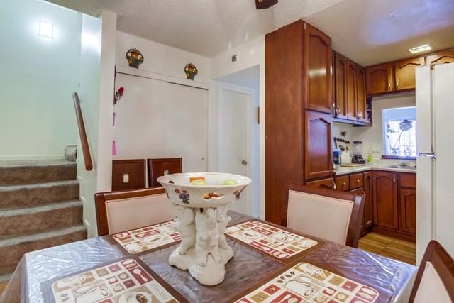 736 G St - Photo 1