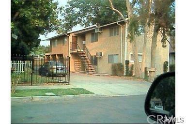 840 Boston Place - Photo 1