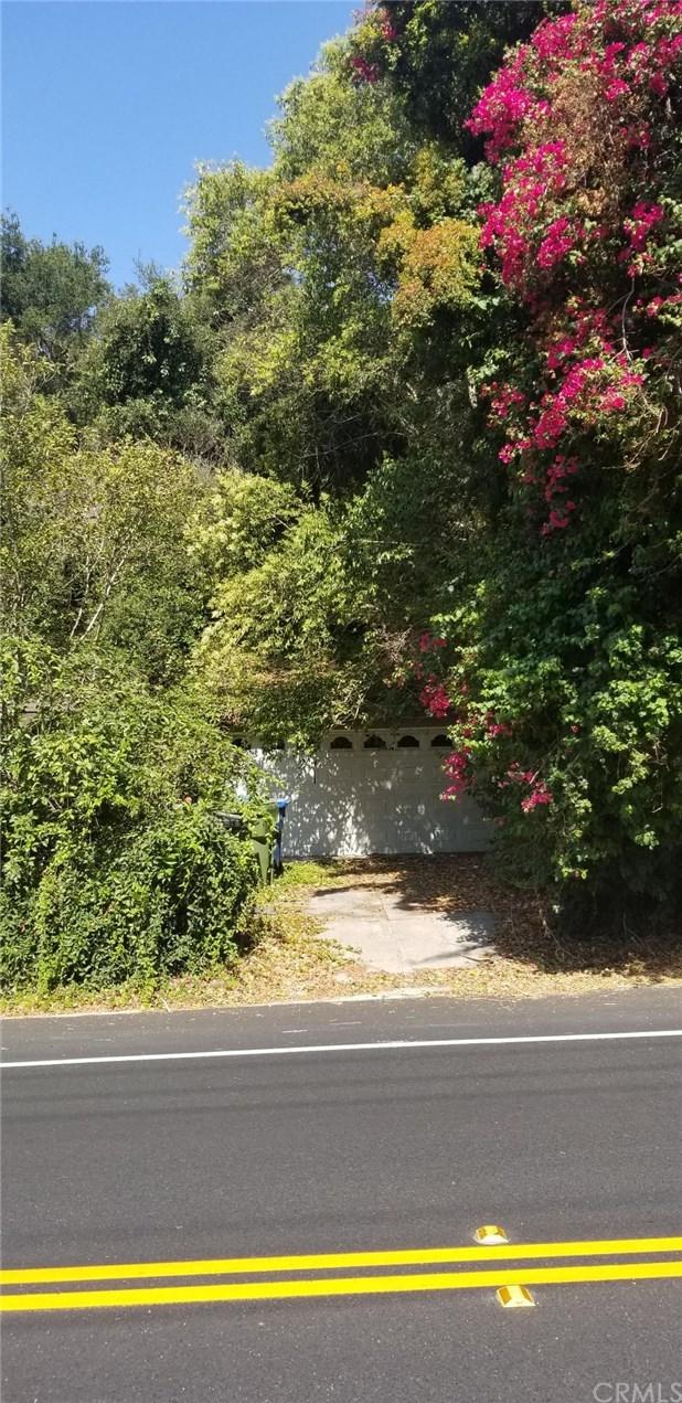 1831 Benedict Canyon Drive - Photo 1