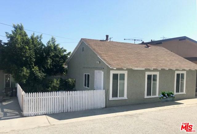 803 6TH Street - Photo 1