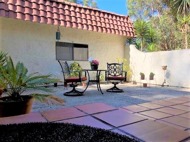 488 Carr Avenue - Photo 1