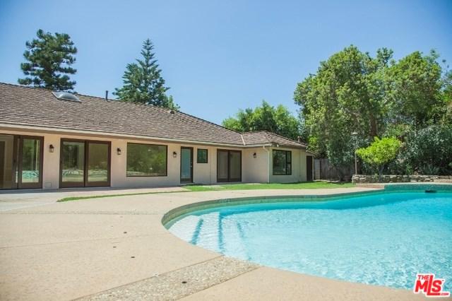 17965 Seabreeze Drive - Photo 1