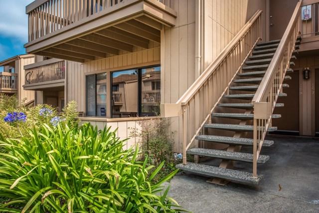 300 Glenwood Circle - Photo 1