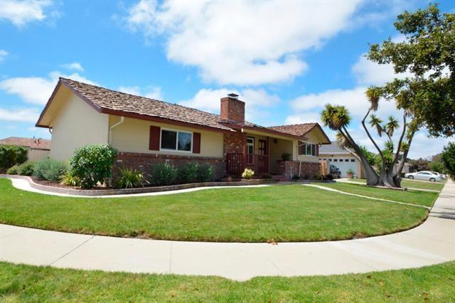 107 Columbine Drive - Photo 1