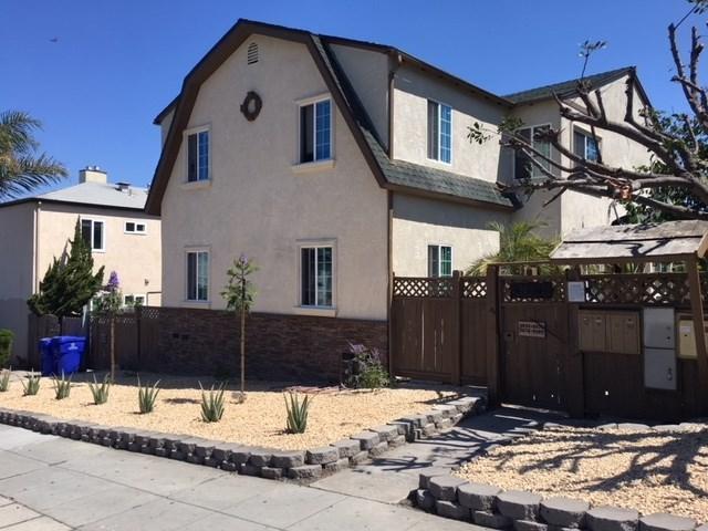 3674 Voltaire - Photo 1
