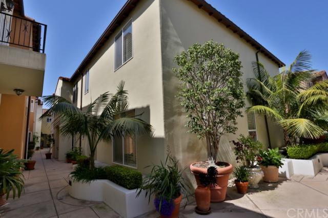 322 5th Street - Photo 1