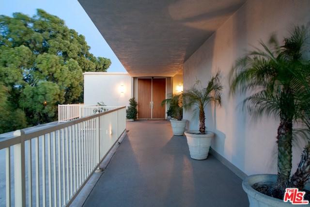850 Kings Road - Photo 1