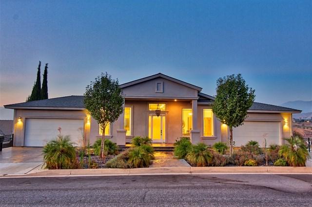 611 Sunset Drive - Photo 1