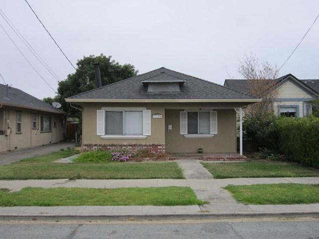 576 South Street - Photo 1