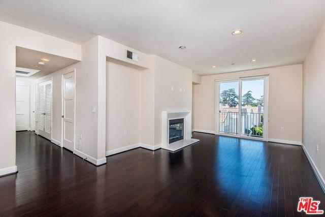 14412 Killion Street - Photo 1