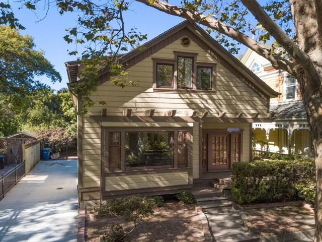 236 Walnut Avenue - Photo 1