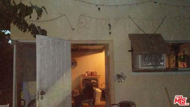 136 California Avenue - Photo 1