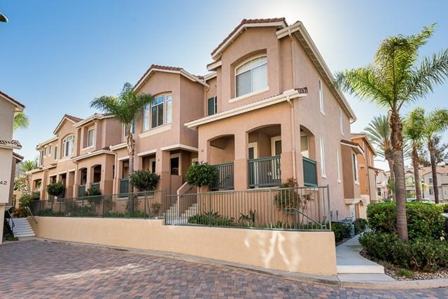 938 Camino De La Reina - Photo 1