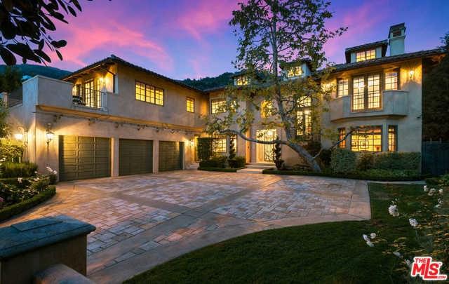 1466 Bienveneda Avenue - Photo 1