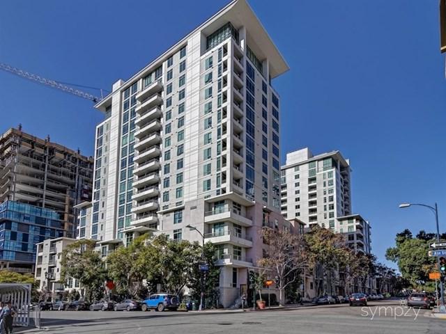 425 W Beech Street - Photo 1