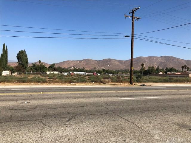 9577 Mission Boulevard - Photo 1