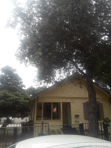 1002 Chestnut Avenue - Photo 1