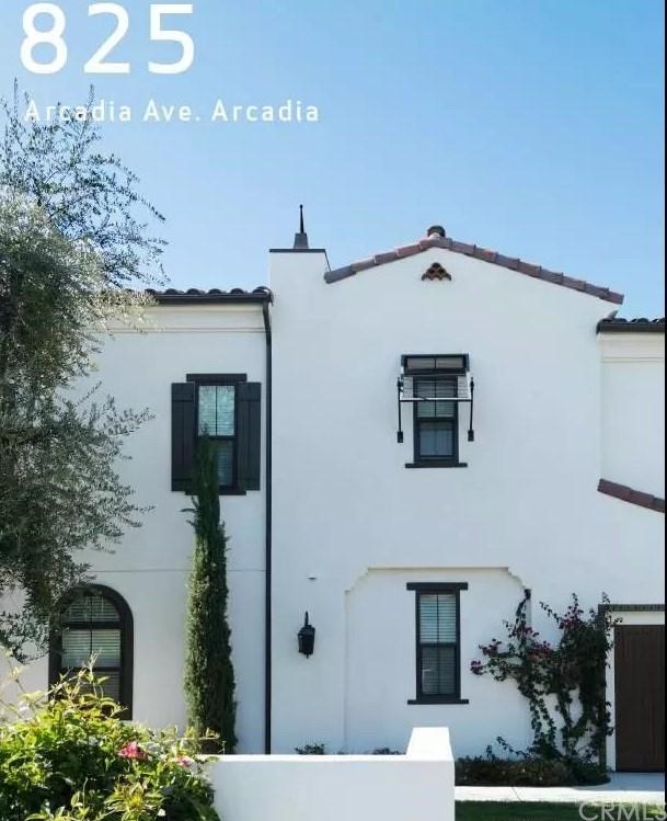 831 Arcadia Avenue - Photo 1