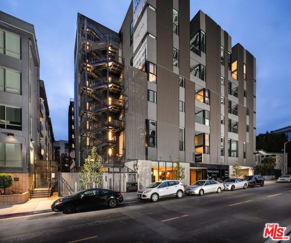 1737 Las Palmas Avenue - Photo 1