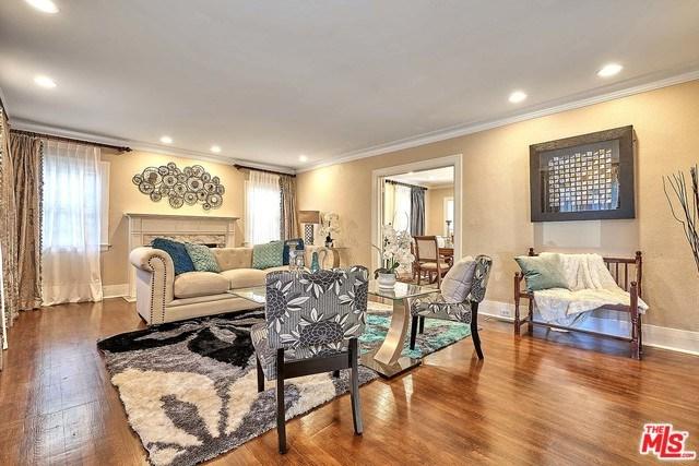 1040 Wilton Place - Photo 1