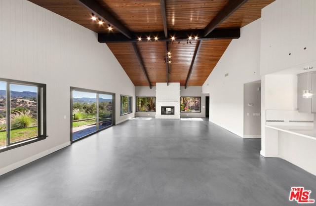 2116 Topanga Canyon - Photo 1
