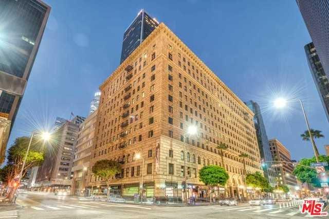 727 7th Street - Photo 1