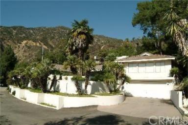 2122 Canyon Rd - Photo 1