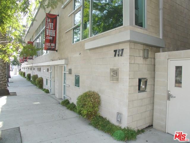717 Highland Avenue - Photo 1