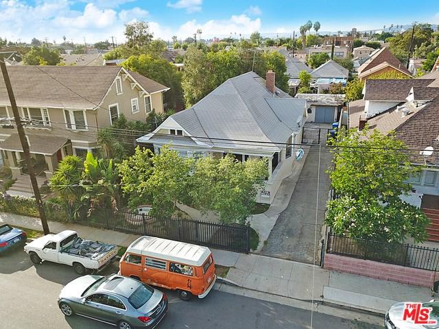 1411 Albany Street - Photo 1