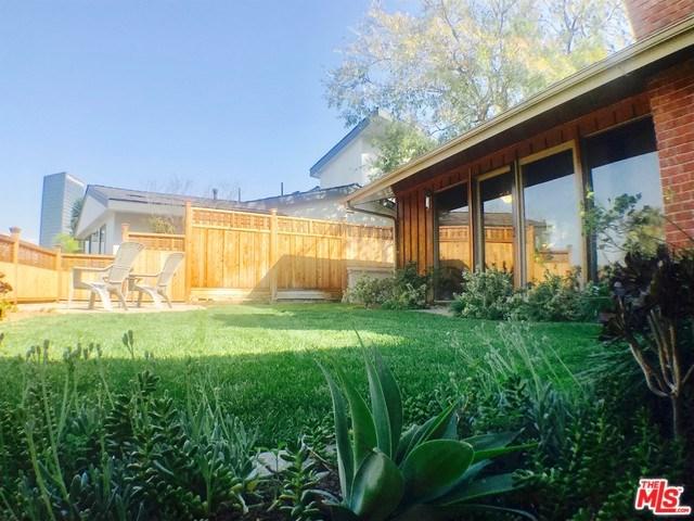 3654 Willowcrest Avenue - Photo 1