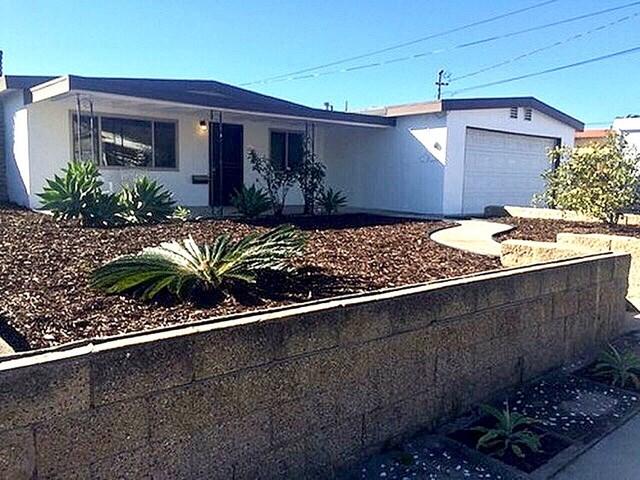 1024 Neptune Dr - Photo 1