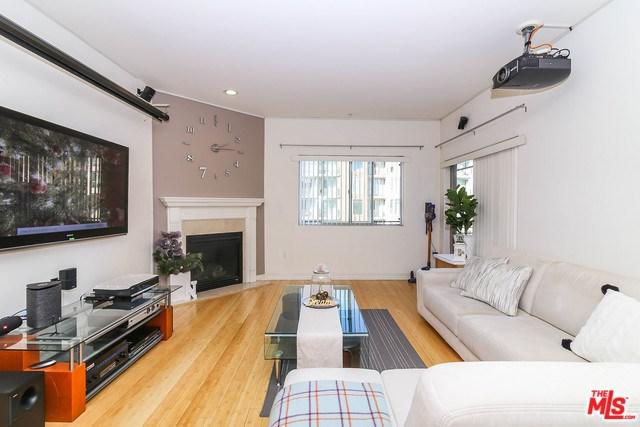 1042 Kingsley Drive - Photo 1