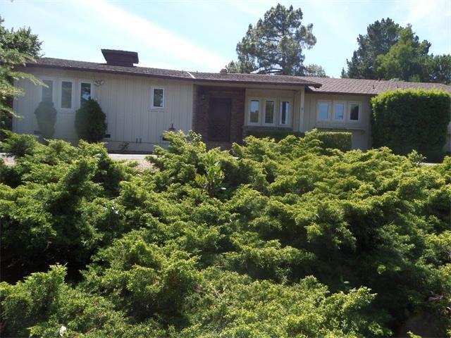 610 Woodside Drive - Photo 1