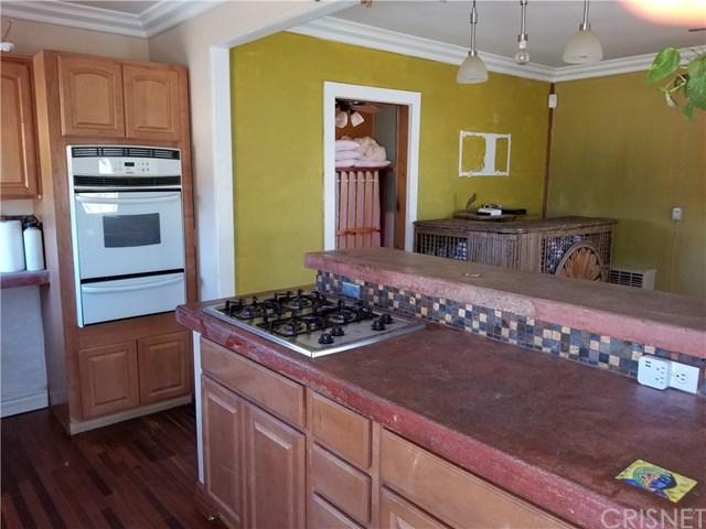 15524 Tupper Street - Photo 1