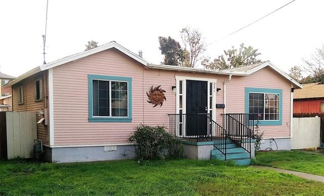 251 Dahlia - Photo 1