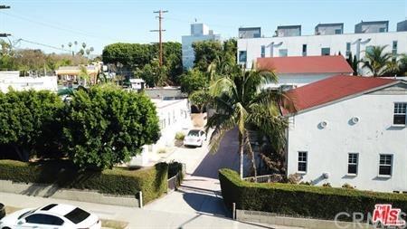 1042 Crescent Heights Boulevard - Photo 1